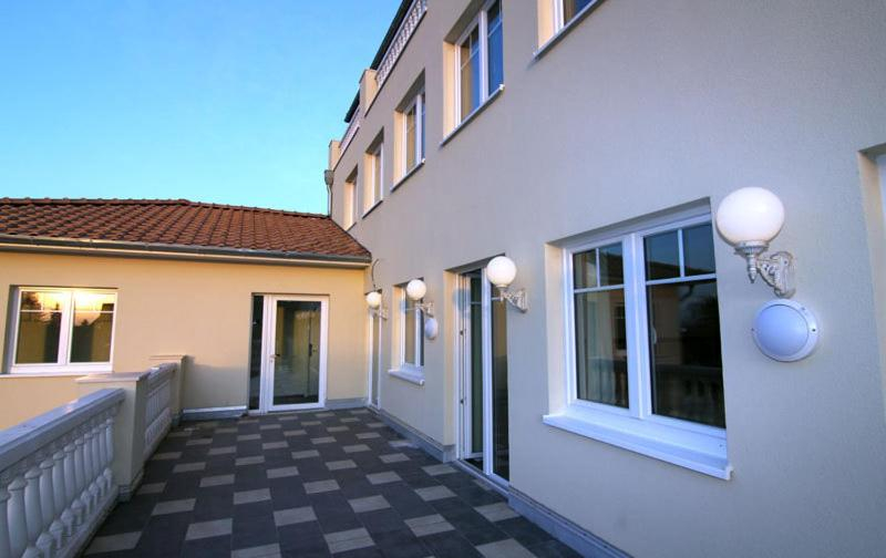 Exterior & Views 2, Hotel Helena, Harburg