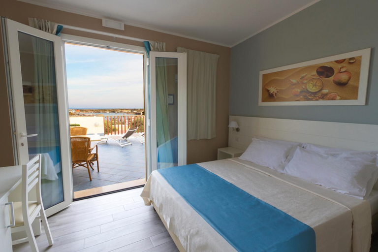 Bedroom, Le Anfore Hotel - Lampedusa, Agrigento