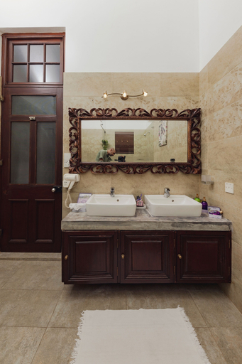 Bathroom, La maison de Colombo, Thimbirigasyaya