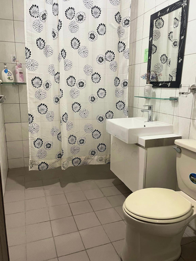 Bathroom 3, JIA JIA INN, Changhua