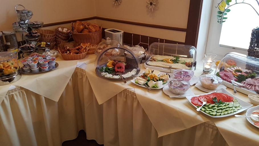 Food & Drinks 5, Hotel-restaurant Holsteiner Hof, Herzogtum Lauenburg