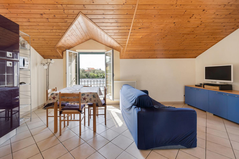 Others, La Casa di Lady, Savona