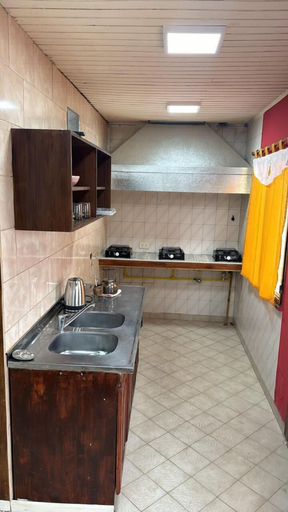Others 4, Hostal LeoLei, Lago Argentino