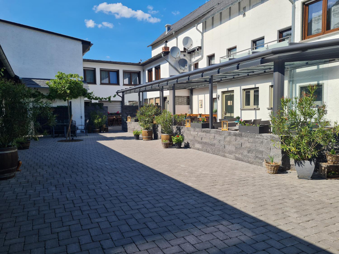 Others 5, Hotel-Restaurant Langen, Mayen-Koblenz