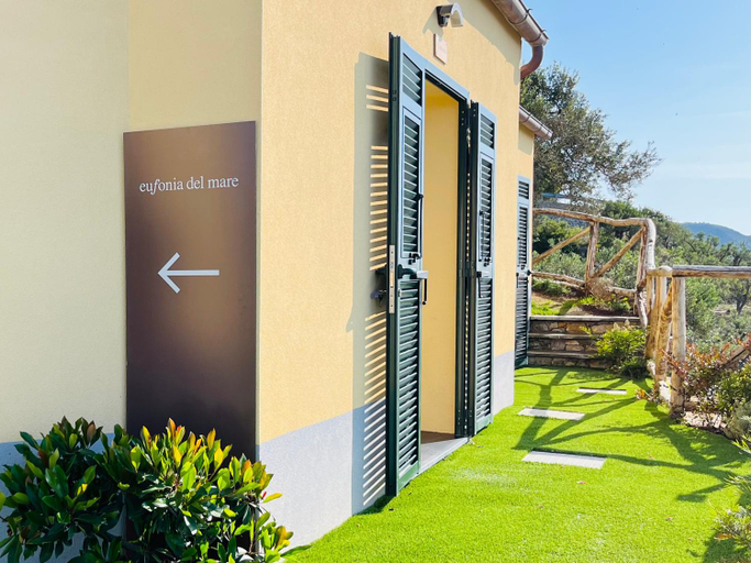 Exterior & Views 2, Eufonia del Mare, Savona