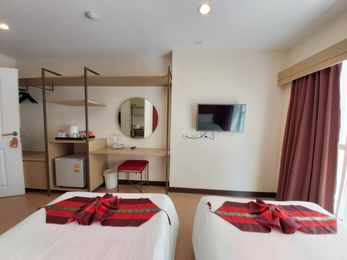 Bedroom 8
