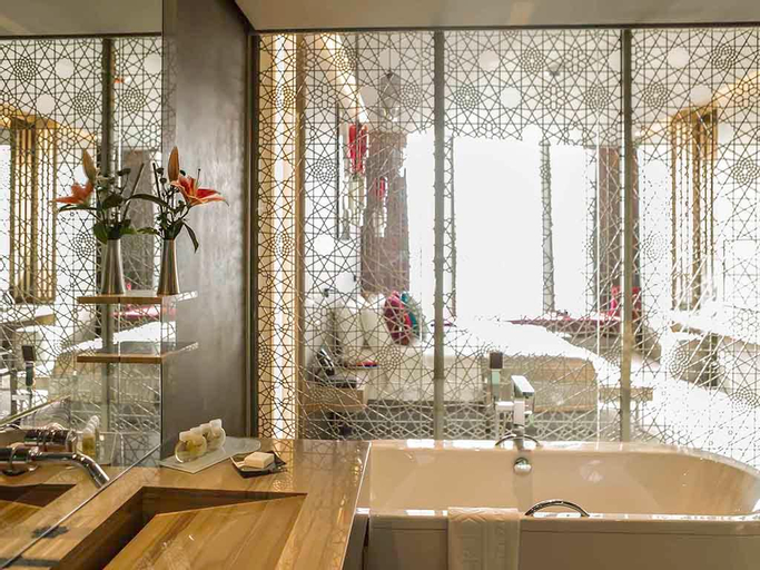 Bathroom 4
