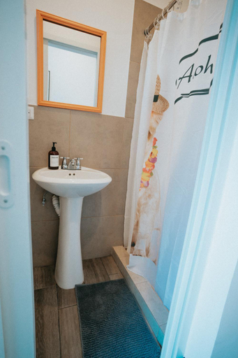 Bathroom 3, Tequila Sunrise Hostel, ZONA 5