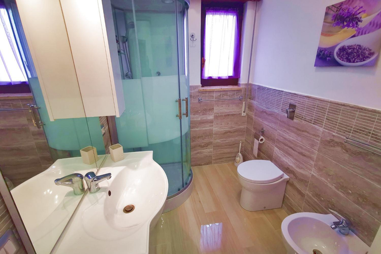 Bathroom 3, Villa Blue Sea - Xenia Sicily Villas, Trapani