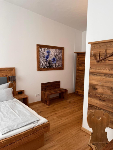 Bedroom 8