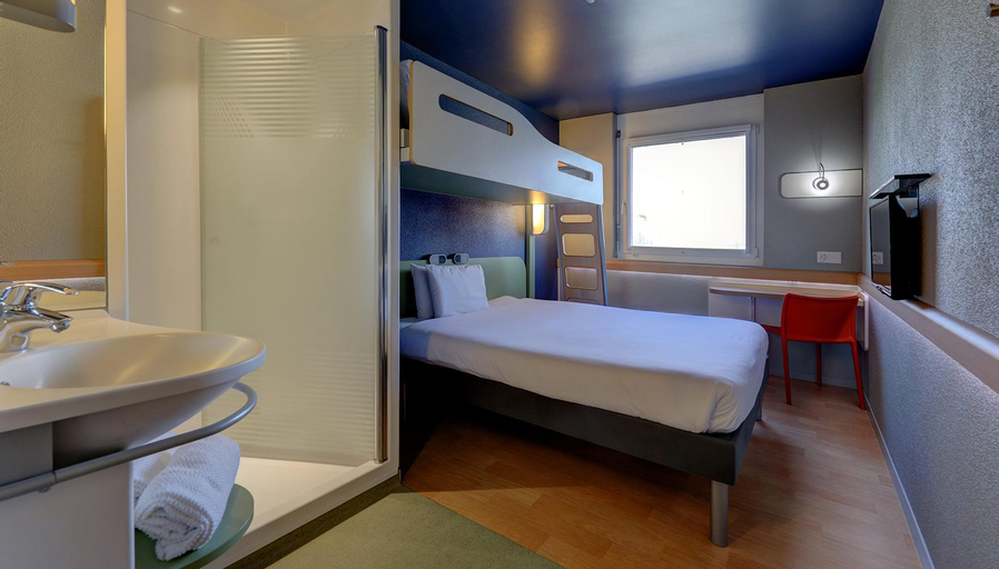 Bedroom 10