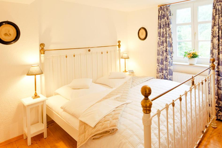 Bedroom 2, Romantik Hotel Landhaus Barenmuhle, Waldeck-Frankenberg