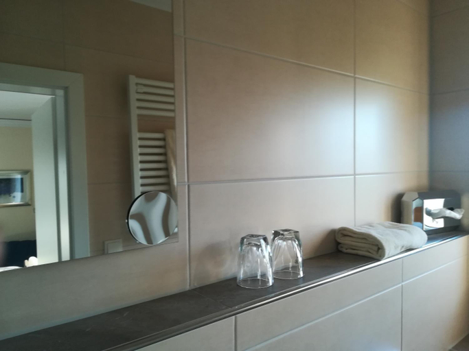 Bathroom 4, Hotel Haus Nachtigall - B&B, Kleve