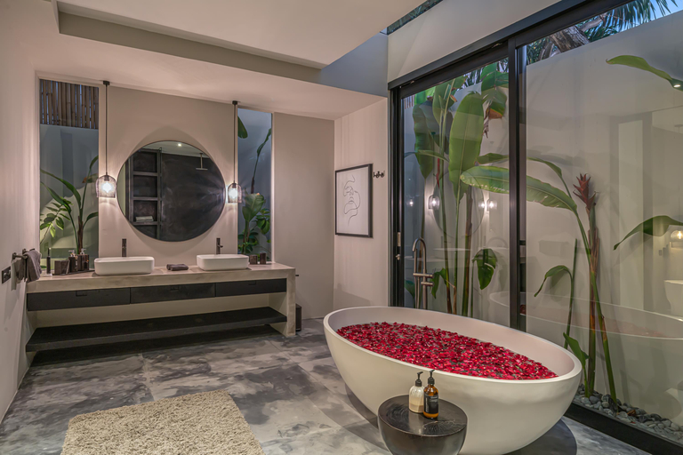 Bathroom 4, Villa Prana: Modern 5 BR Villa with Private Pool in Umalas, Badung