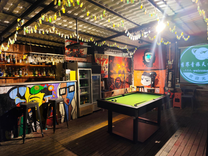 Others 3, Showbiz Hostel, Guilin