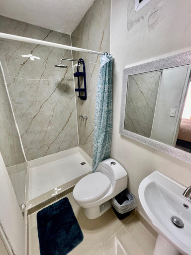 Bathroom, HOTEL VILLAS LAZIEF COLONIA UNIVERSIDAD, San Pedro Sula