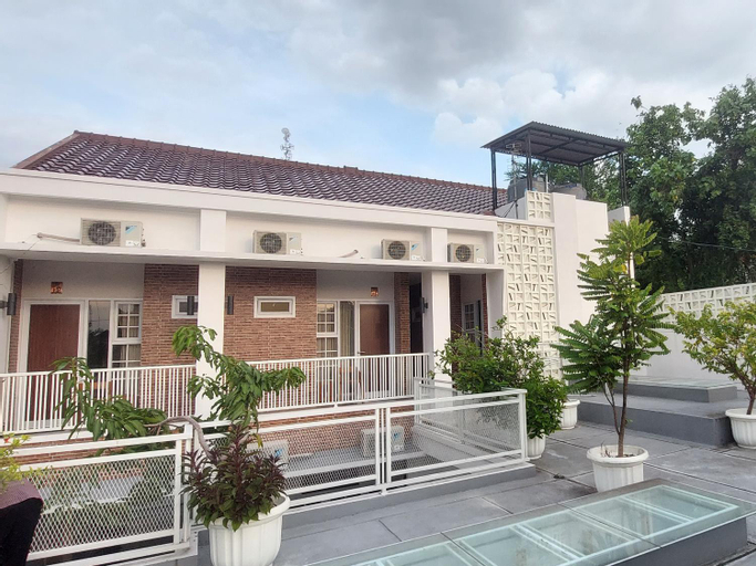 Exterior & Views 1, The Reddish Syariah Kost Exclusive dan Homestay, Yogyakarta
