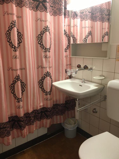 Bedroom 2, Zak Neuhausen, Schaffhausen