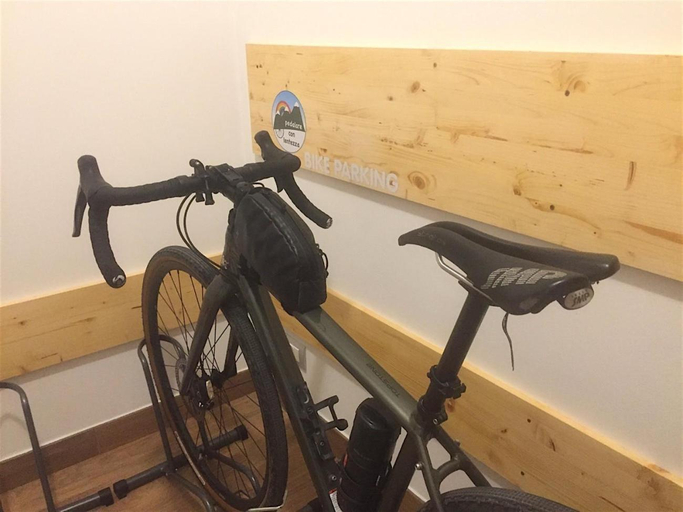 Others 4, Pedalare con lentezza, Fermo