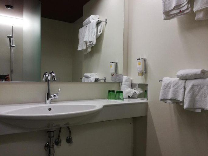Bathroom 3, Rosenberger Motor-Hotel Ansfelden, Linz Land