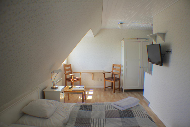 Bedroom 2, Klitgaarden Henne Strand, Varde