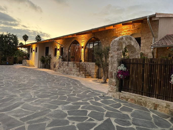 Others 4, Hagafen Boutique Suites