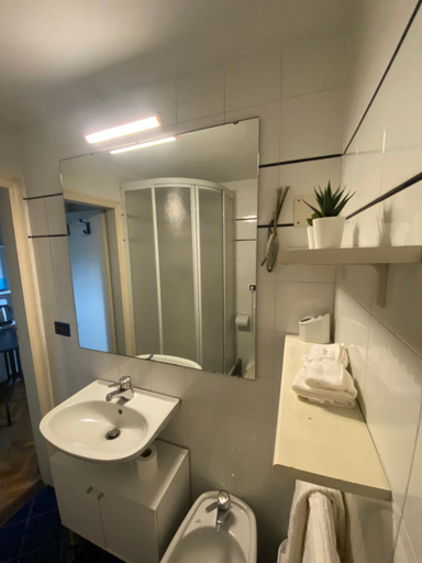 Bathroom 2, Il Prato Firenze, Florence