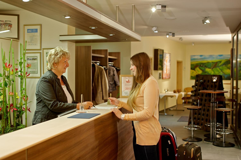 Public Area, Waldhotel Felschbachhof, Kusel