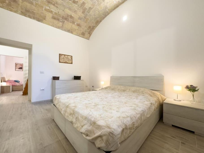 Bedroom 12