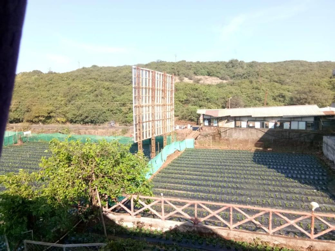 Exterior & Views 3, Trupti homestay, Satara
