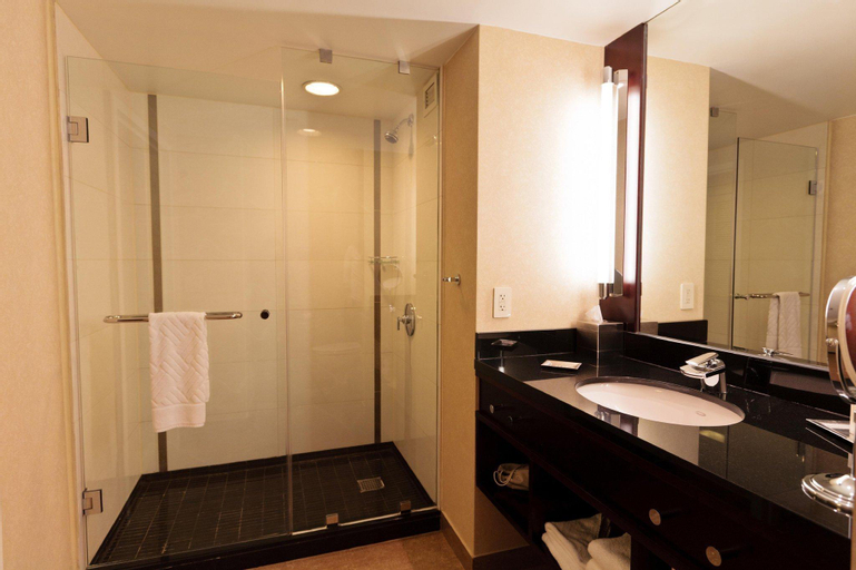 Bathroom 4