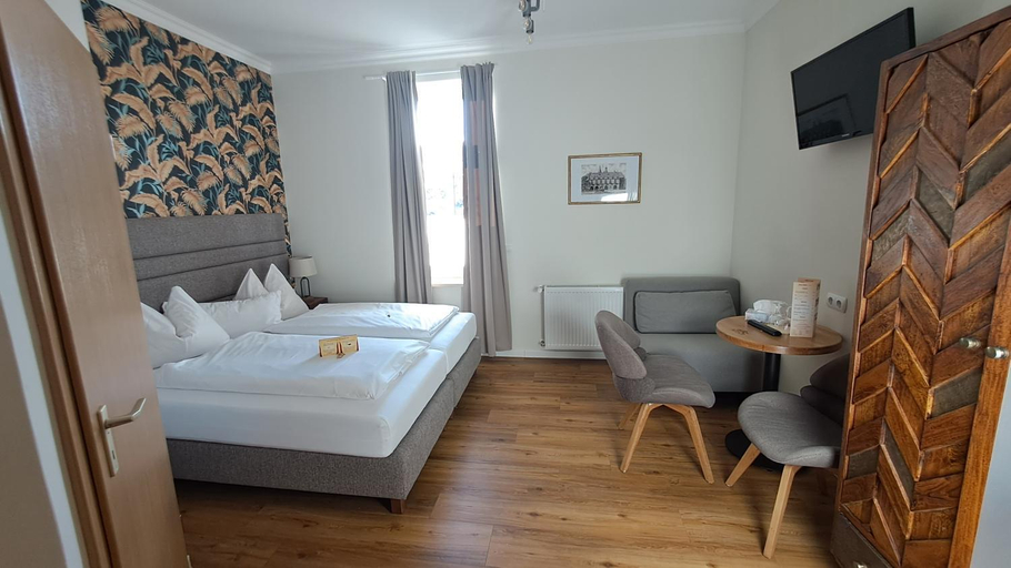 Bedroom 4, Hotel Kaiserhof, Goslar
