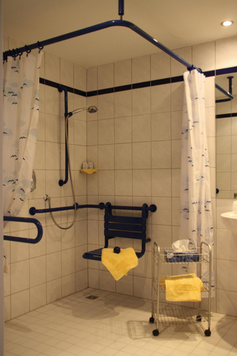 Bathroom 4