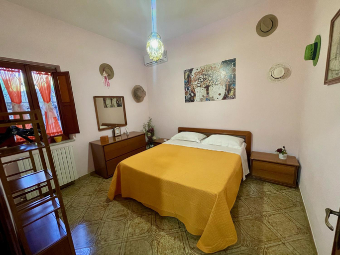 Others 3, La Casa di Luisa Appartamento 3 camere, Napoli