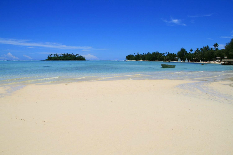 Others 4, Maine Villa, Rorotonga
