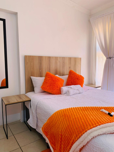 Others 5, Edladleni Holiday Accomodation, eThekwini