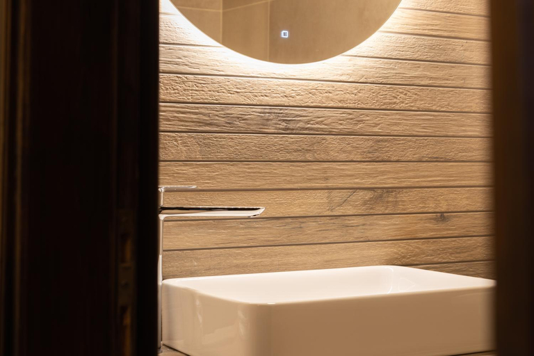 Bathroom 5, Hotel Katafigio, Thessaly