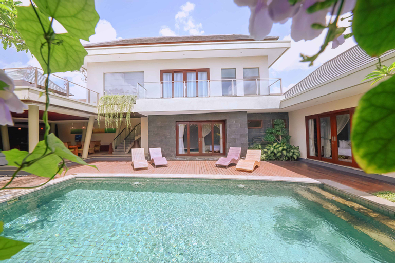 Swimming Pool 1