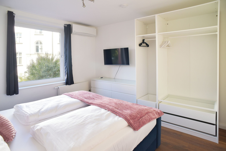 Bedroom 5, Victoria Boardinghouse, Düsseldorf