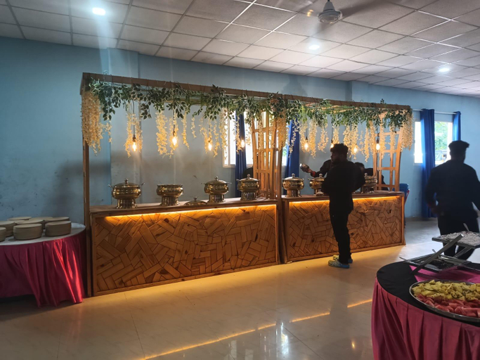 Food & Drinks 4, Harisuns Plaza, Thiruvananthapuram