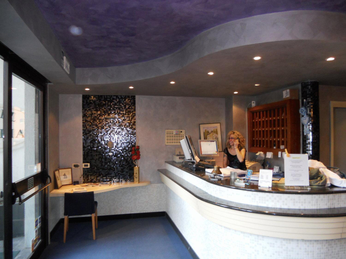 Food & Drinks 5, Hotel Astoria, Parma