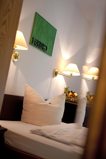 Others 3, Luckai Hotel & Restaurant Inhaber Dennis Burmann, Hochsauerlandkreis