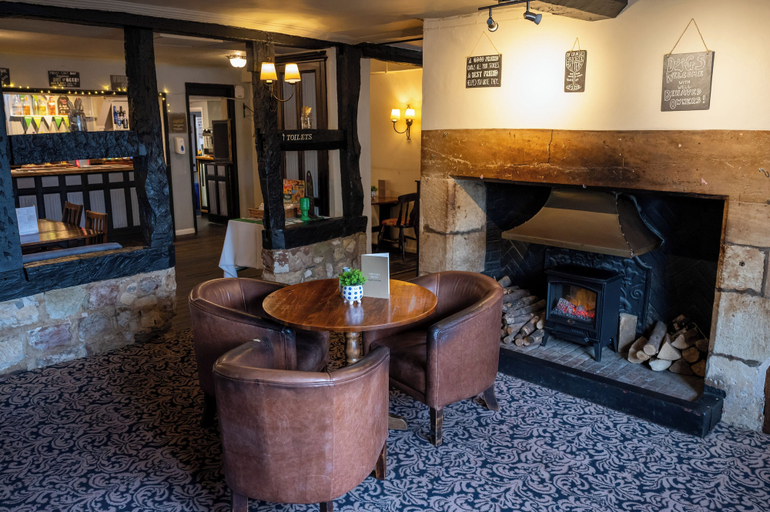 Food & Drinks 4, Bell Hotel by Greene King Inns, Gloucestershire
