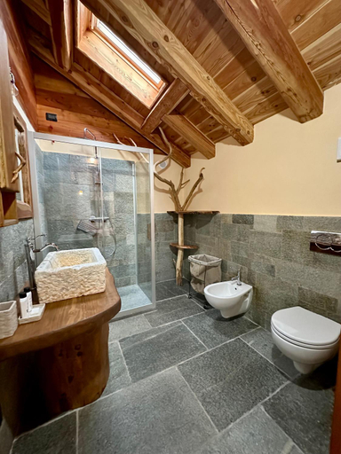 Bathroom 2, LA PIANA DAL SAS, Verbano-Cusio-Ossola