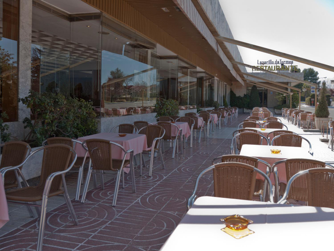 Food & Drinks, Bungalows y Mobil Homes Camping Regio, Salamanca