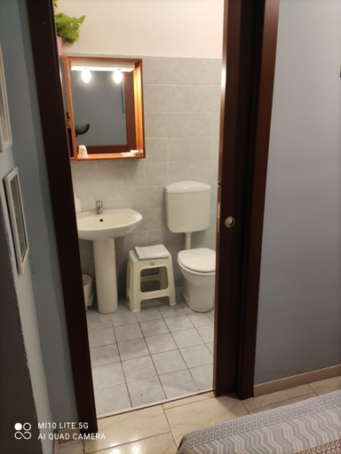 Others 2, HOSTAL D'ANNUNZIO HOUSe, Milano