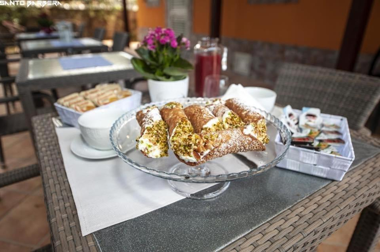 Food & Drinks 5, Villa Maria Sofia, Agrigento