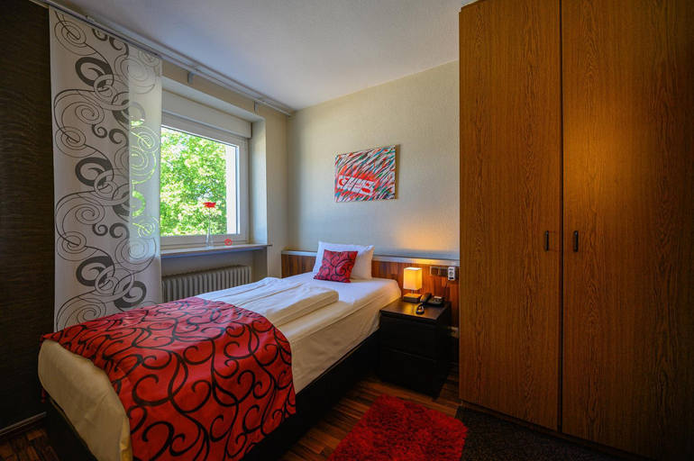 Bedroom 2, Otto's Parkhotel Saarlouis, Saarlouis