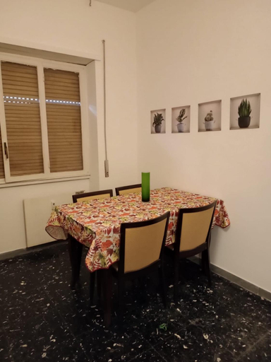 Others 5, Romamor 2, Rome