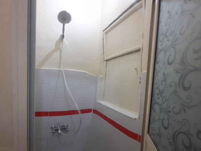 Others 3, happy life hostel, Al-Azbakiyah